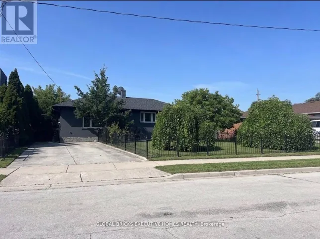 384 ASHBURY ROAD, Oakville (WO West), Ontario L6K2M7