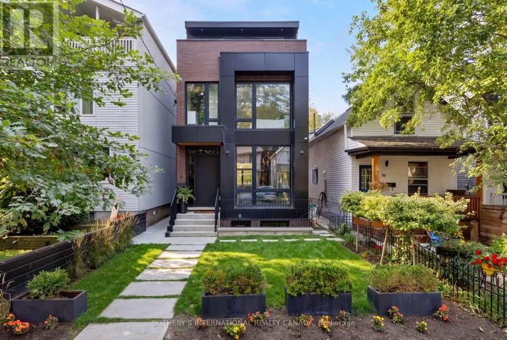 34 HASTINGS AVENUE, Toronto (Blake-Jones), Ontario M4L2L2