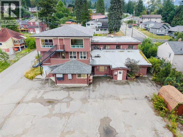 905-909 Gordon Street, Nelson, British Columbia V1L3L8