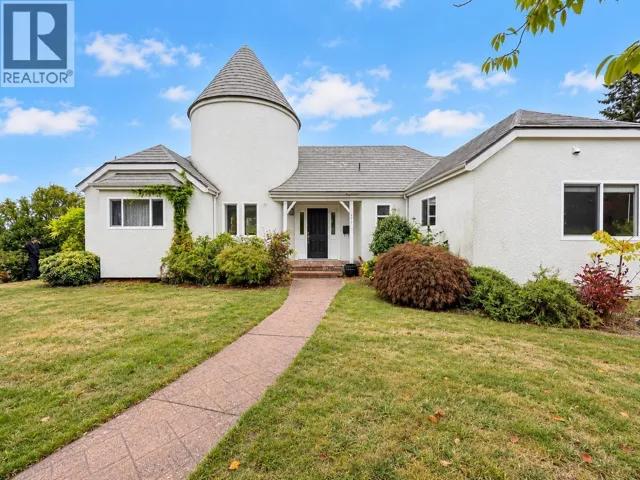 408 ALLEN DRIVE, Delta, British Columbia V4M3B8