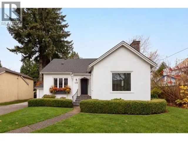 438 FOURTH STREET, New Westminster, British Columbia V3L2V4