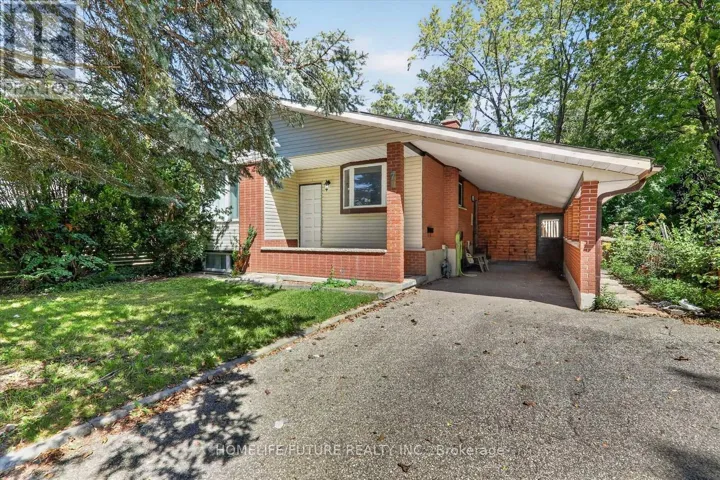 ROOM A - 7 CARDILL CRESCENT, Waterloo, Ontario N2L3Y7
