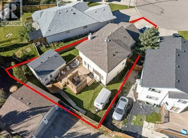 11 Cimarron Meadows, Okotoks, Alberta T1S2E4