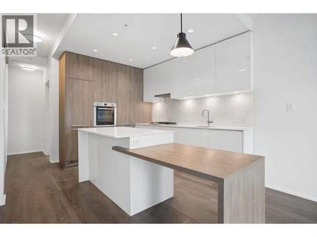 2301 1955 ALPHA WAY, Burnaby, British Columbia V5C0K6