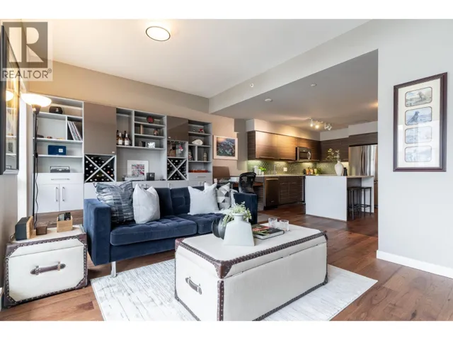 413 317 BEWICKE AVENUE, North Vancouver, British Columbia V7M3E9