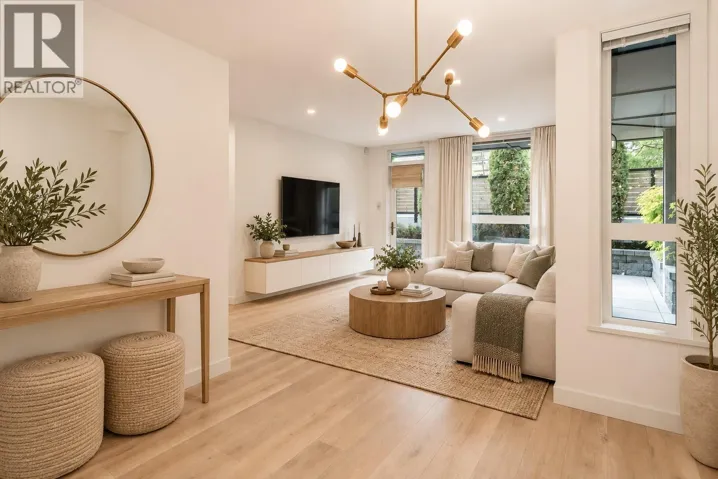 101 562 E 7TH AVENUE, Vancouver, British Columbia V5T1N7