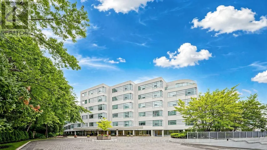 5 - 1 WATERGARDEN WAY, Toronto (Bayview Village), Ontario M2K2Z7