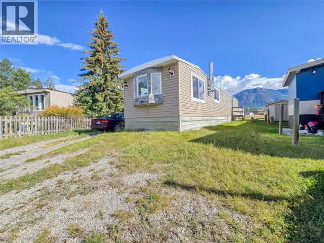 4775 Wood Lane Unit# 30, Windermere, British Columbia V0B2L2