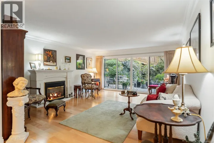 101 280 Douglas St, Victoria, British Columbia V8V2P2