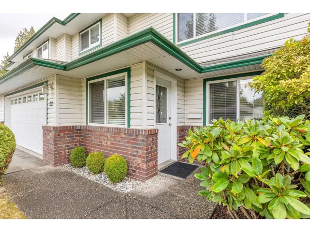 22 34250 HAZELWOOD AVENUE, Abbotsford, British Columbia V2S7L4