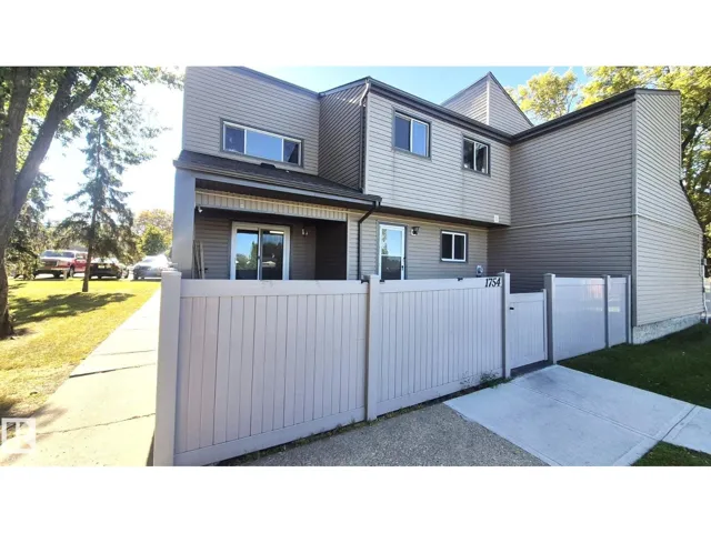 1754 Lakewood RD S NW, Edmonton, Alberta T6K3B6