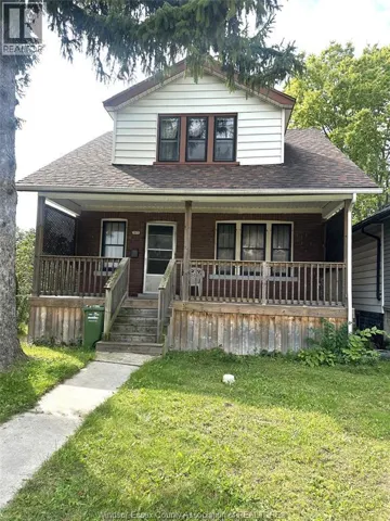 1577 MOY AVENUE, Windsor, Ontario N8X1J4