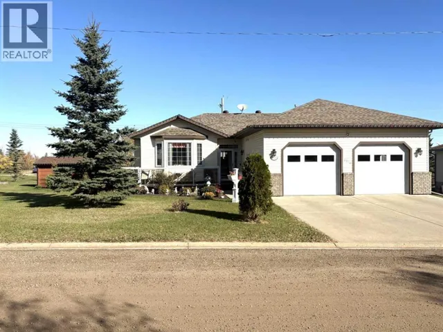 5220 48 Avenue, Lougheed, Alberta T0B2V0