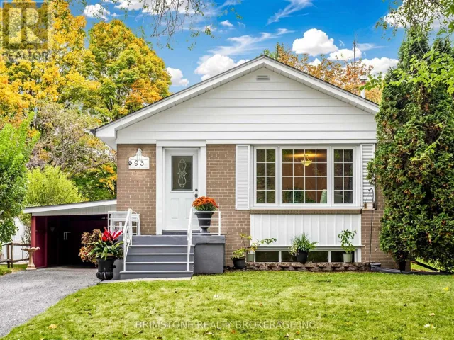 93 BAYVIEW PARKWAY, Newmarket (Huron Heights-Leslie Valley), Ontario L3Y3W2