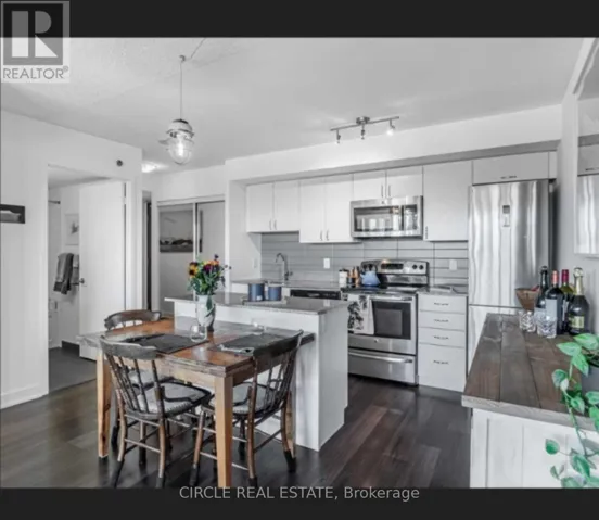 11 SUPERIOR AVE AVENUE, Toronto (Mimico), Ontario M8V0A7