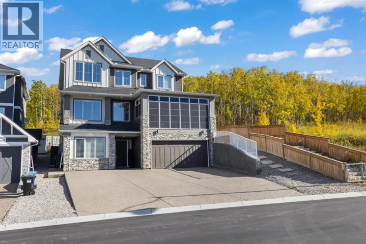 40 Crestridge Heights SW, Calgary, Alberta T3B6K6