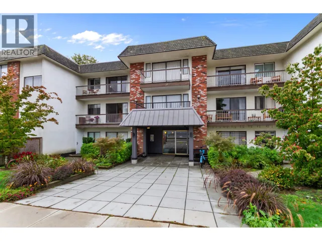 308 2040 CORNWALL AVENUE, Vancouver, British Columbia V6J1E1
