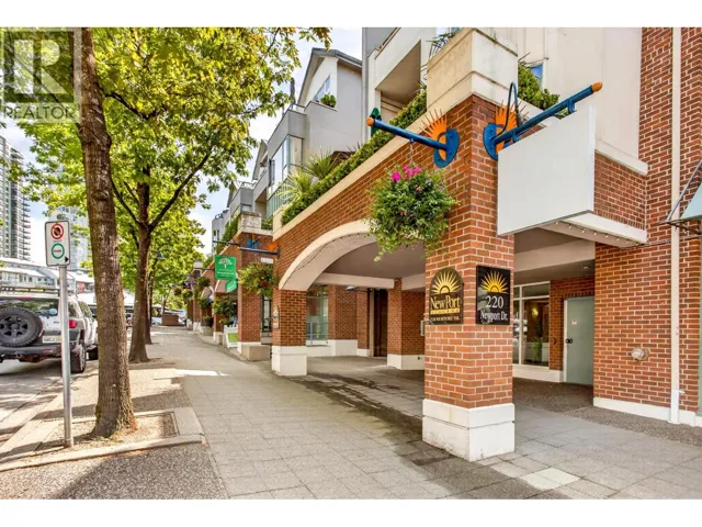 409 220 NEWPORT DRIVE, Port Moody, British Columbia V3H5B8