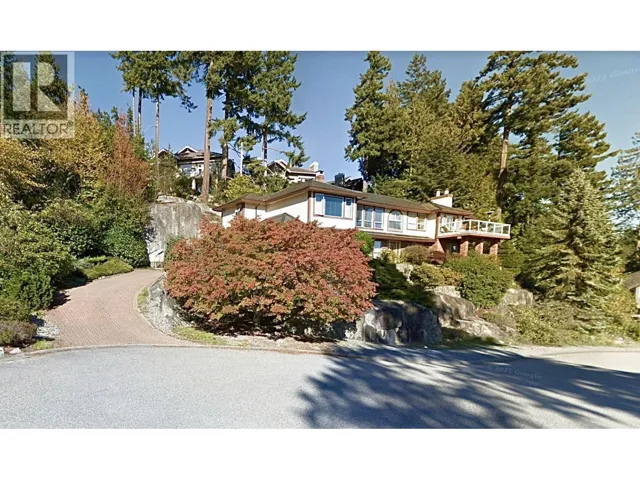 4815 HEADLAND CLOSE, West Vancouver, British Columbia V7W3C2