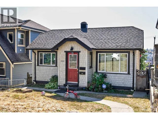 3184 E 8TH AVENUE, Vancouver, British Columbia V5M1X6