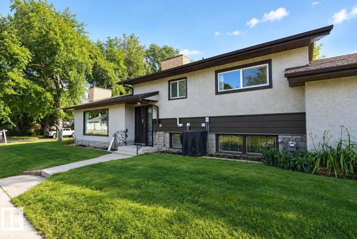 5303 119 AV NW, Edmonton, Alberta T5W1H8