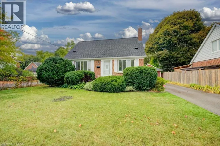 37 MARGARET Avenue N, Waterloo, Ontario N2J3P3