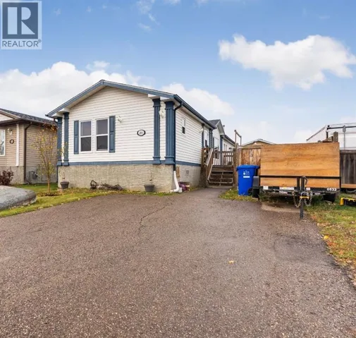204 Elm Street, Fort McMurray, Alberta T9K0K1