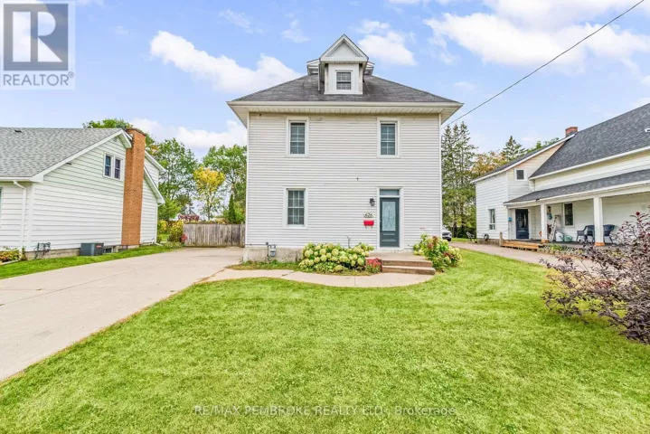 626 HAMILTON STREET W, Laurentian Valley, Ontario K8A6P6