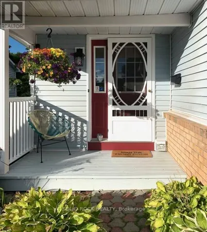 27 RANDALL JAMES DRIVE, Ottawa, Ontario K2S1L9