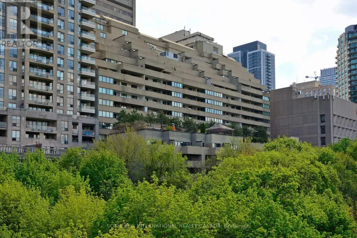 PH6 - 360 BLOOR STREET E, Toronto (Rosedale-Moore Park), Ontario M4W3M3