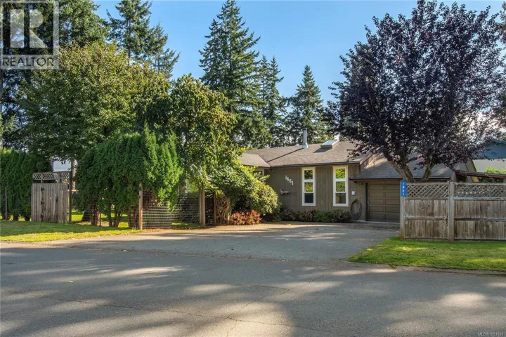 1861 Carlyle Cres, Campbell River, British Columbia V9W1L2