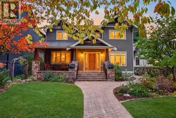3017 3 Street SW, Calgary, Alberta T2S1V2
