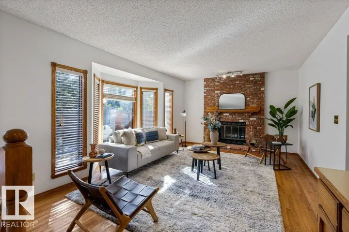 507 BURTON CL NW, Edmonton, Alberta T6R2B2