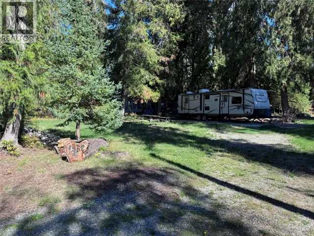 1962 Tambellini Road, Christina Lake, British Columbia V0H1E2