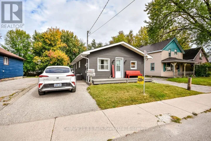 246 GILL STREET, Orillia, Ontario L3V4K4