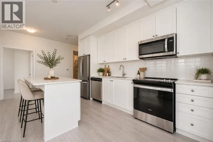 55 DUKE Street Unit# 2102, Kitchener, Ontario N2H0C9