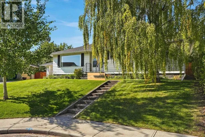 2031 Glenwood Drive SW, Calgary, Alberta T3E3Y7