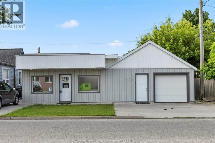 3603 WALKER, Windsor, Ontario N8W3S6