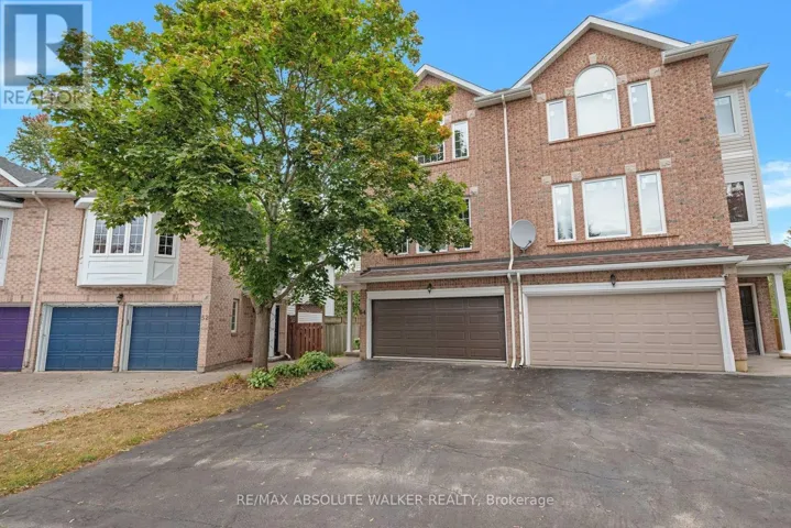 54 CASTLE GLEN CRESCENT, Ottawa, Ontario K2L4H1