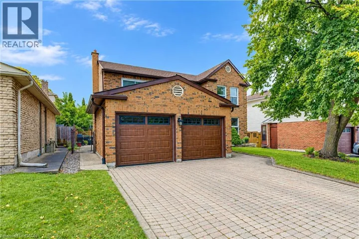 104 DEERWOOD Crescent, Kitchener, Ontario N2N1R3