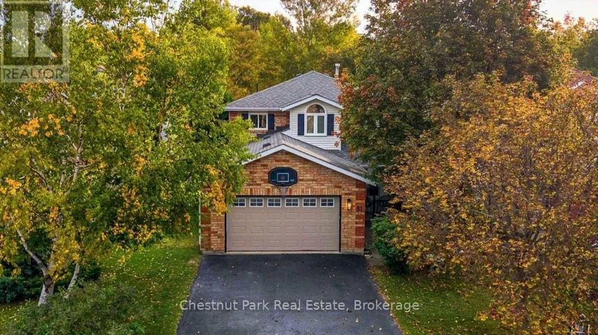 31 BUSH STREET, Collingwood, Ontario L9Y4T1