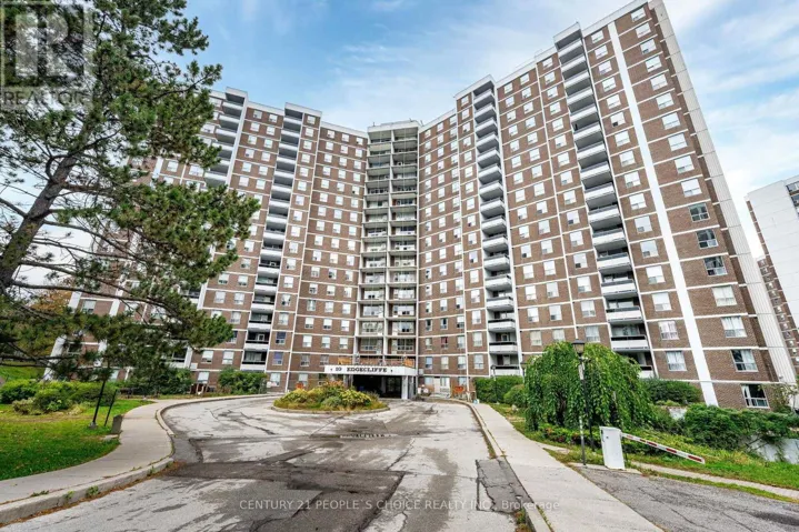 809 - 10 EDGECLIFFE GOLFWAY, Toronto (Flemingdon Park), Ontario M3C3A3