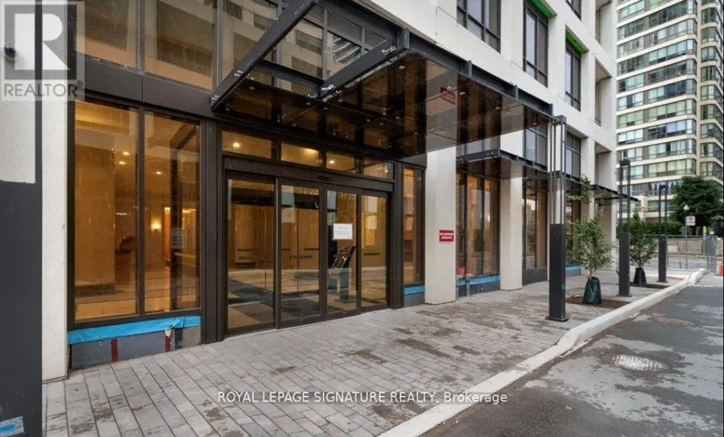 1001 - 36 ELM DRIVE W, Mississauga (City Centre), Ontario L5B1L9