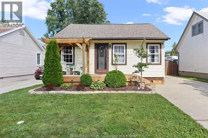 1734 WESTCOTT, Windsor, Ontario N8Y4C9