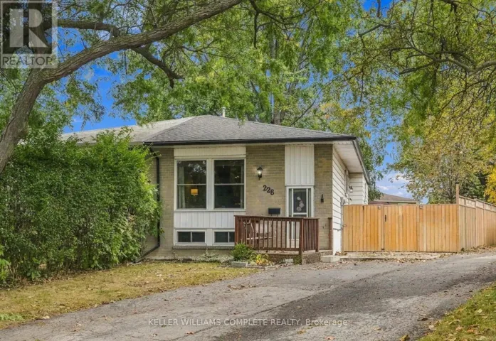 228 GOLDEN ORCHARD DRIVE, Hamilton (Gourley), Ontario L9C6J7