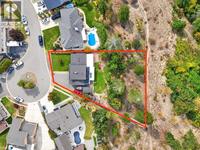 2571 Pineridge Place, West Kelowna, British Columbia V4T2J7