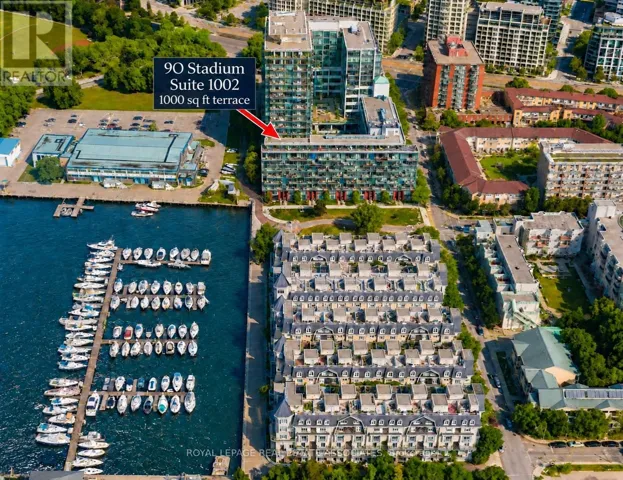 1002 - 90 STADIUM ROAD, Toronto (Niagara), Ontario M5V3W5