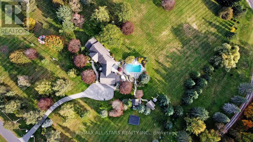15 LOBRAICO LANE, Whitchurch-Stouffville, Ontario L4A7X5
