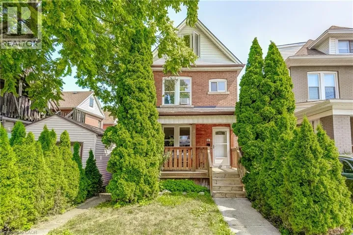 11 ELM Street, Hamilton, Ontario L8M1Y2