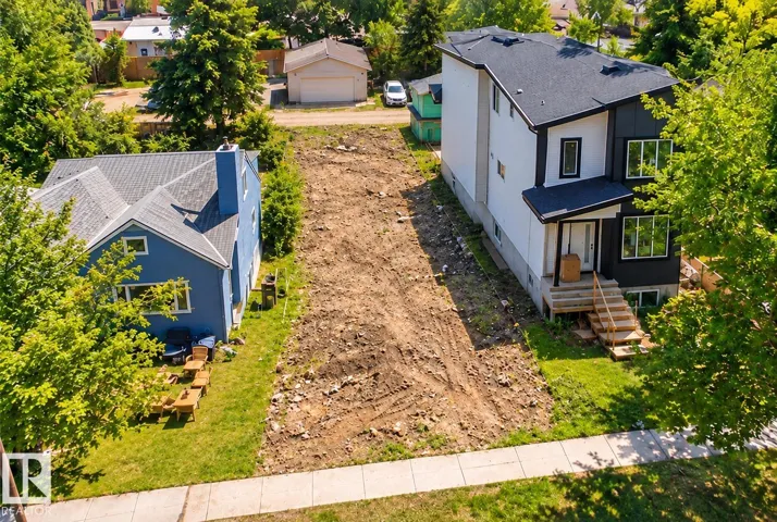 11929 90 ST NW, Edmonton, Alberta T5B3Y8